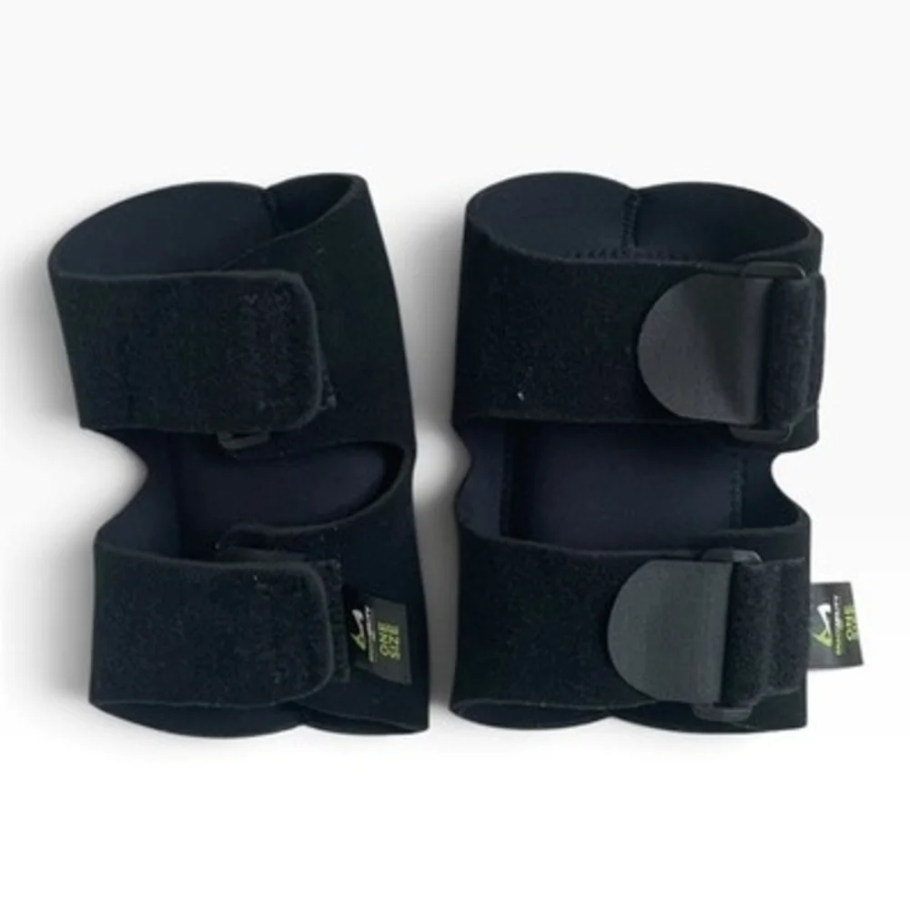 BraceAbility Knee Support Braces Pair Adjustable Compression One Size EXC